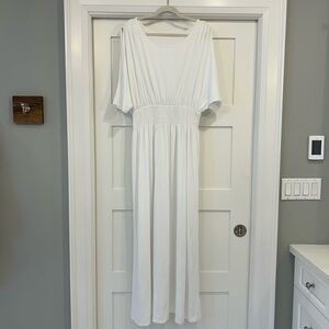 Elegant White Maxi Dress